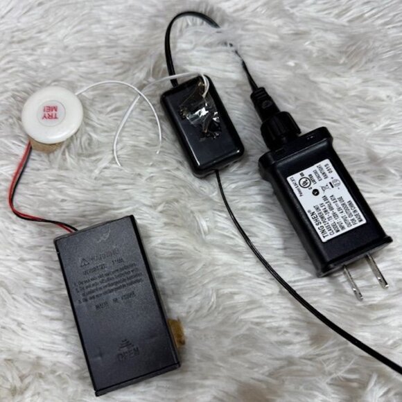 Occasions ONE NIGHT ONLY: SANTA Alternating Blinking Light Christmas Marqui Sign - Picture 8 of 9